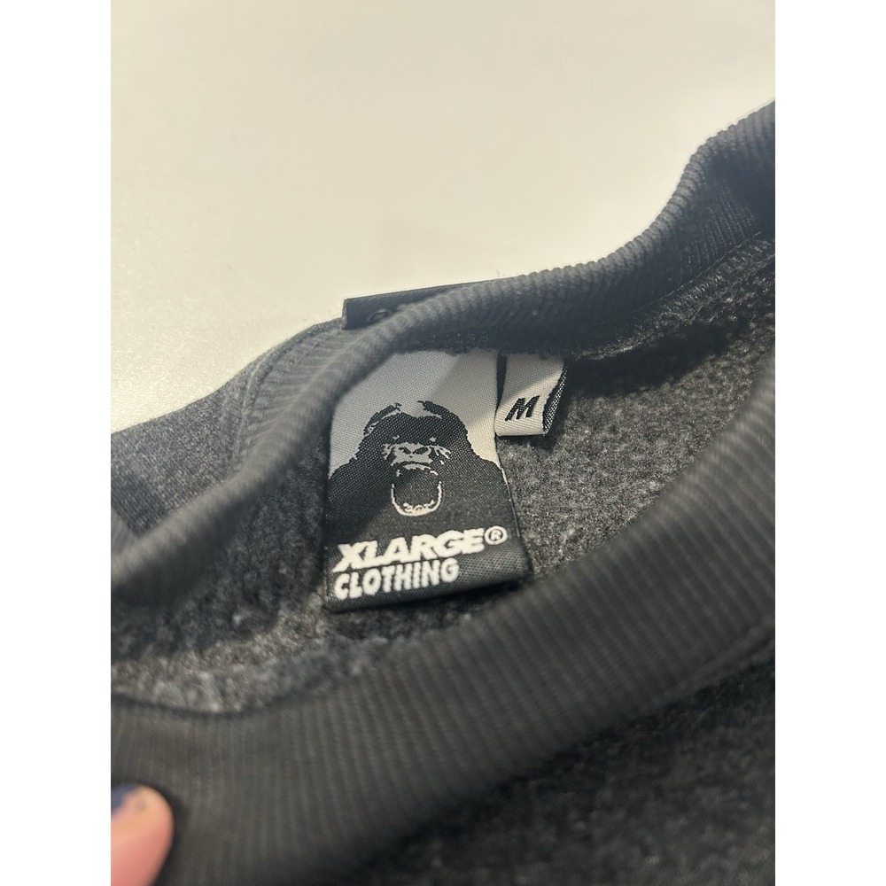 XLARGE Brand crewneck Sweatshirt Mens Medium Gray Gorilla Patch Skate Streetwear - Picture 3 of 6
